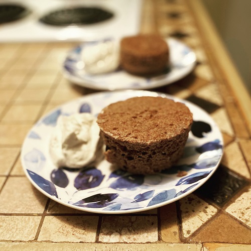 cinnamon mug cake